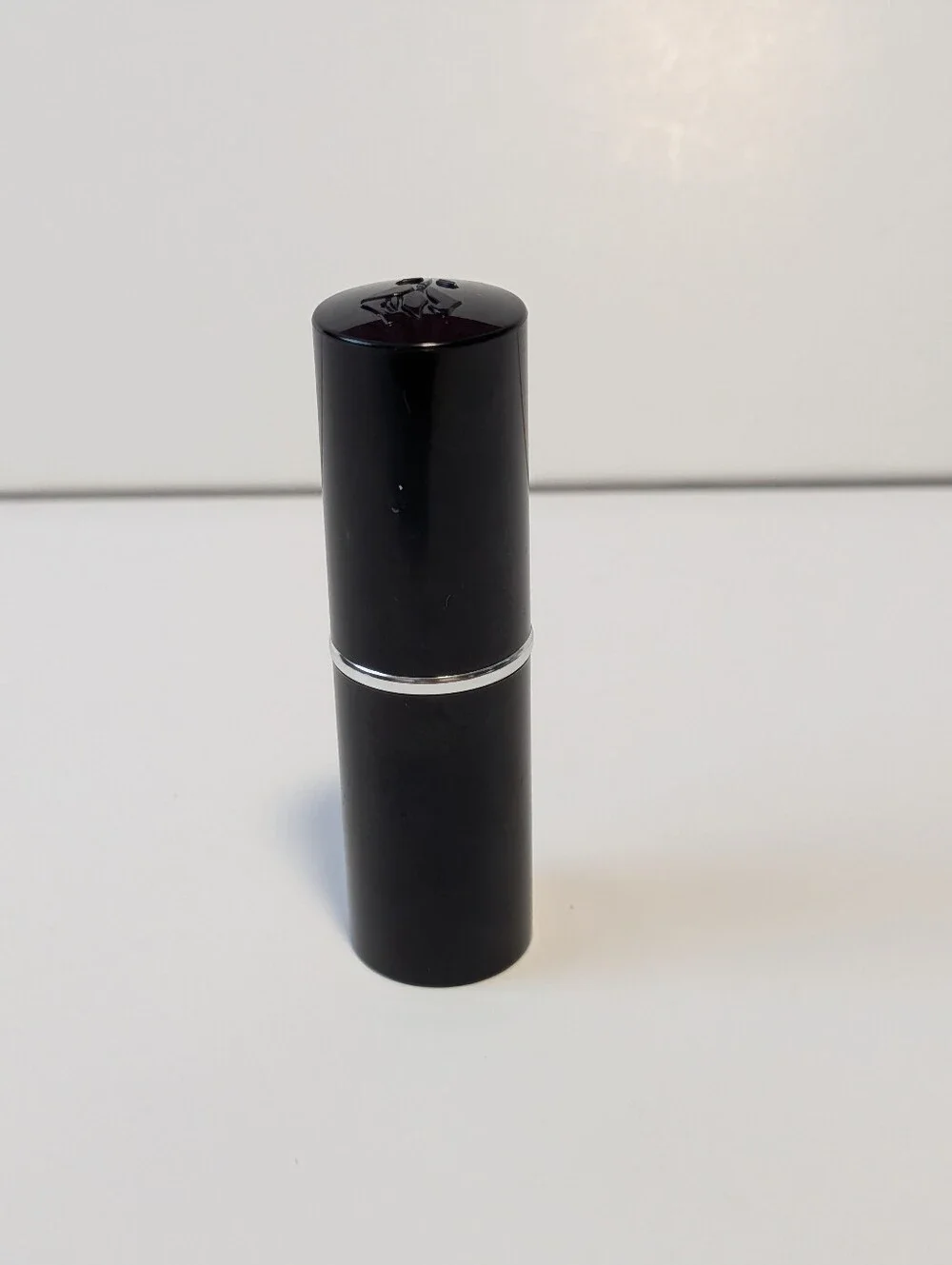 New'Lancome Lipstick Color Fever Rose Defile.It is a Standard Size